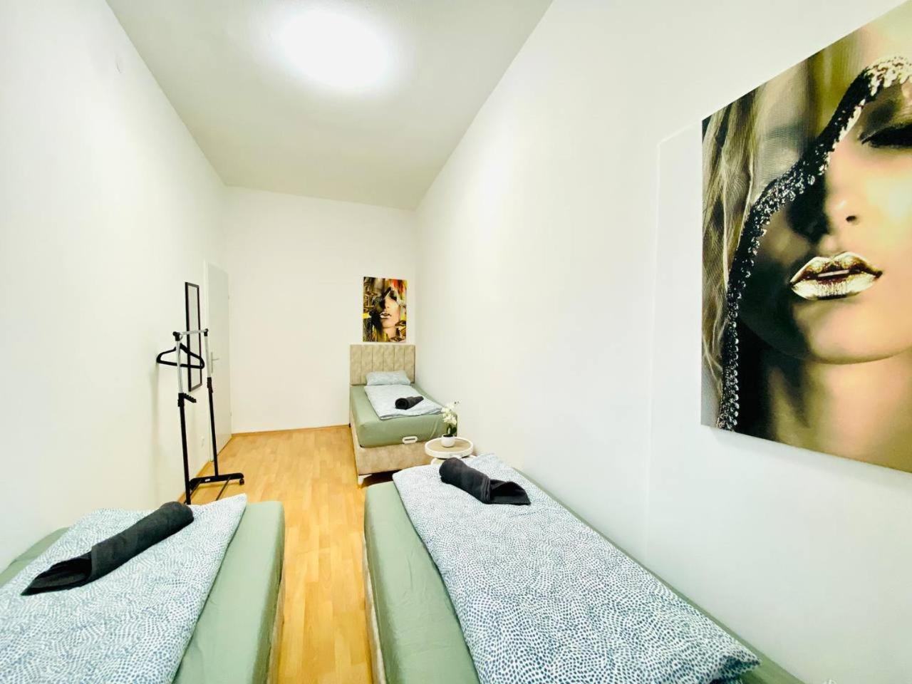 Comfortable Room In The 23Rd District Of Vienna Fr4 Exterior foto