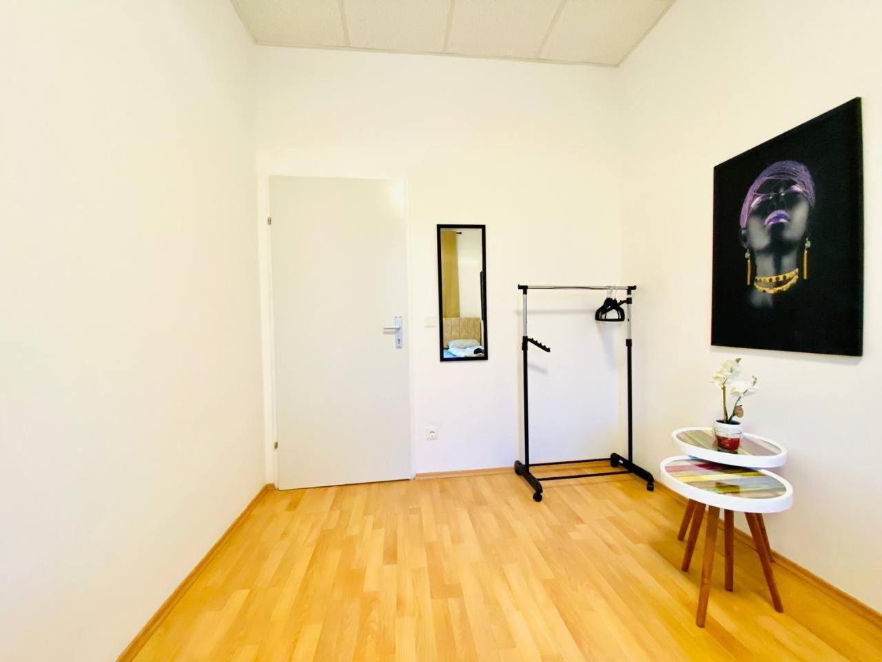 Comfortable Room In The 23Rd District Of Vienna Fr4 Exterior foto