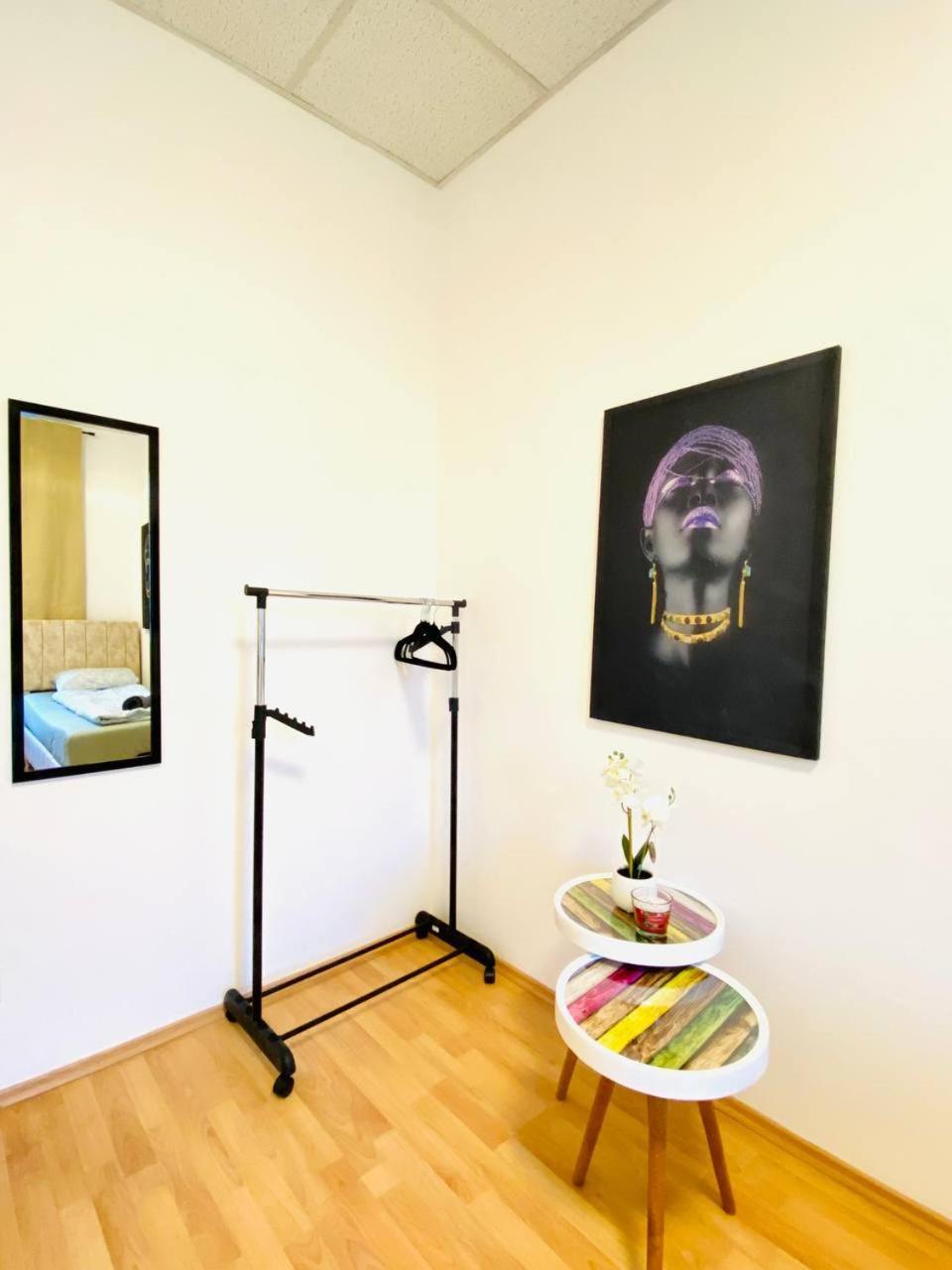 Comfortable Room In The 23Rd District Of Vienna Fr4 Exterior foto