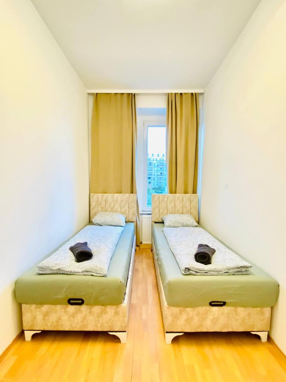 Comfortable Room In The 23Rd District Of Vienna Fr4 Exterior foto