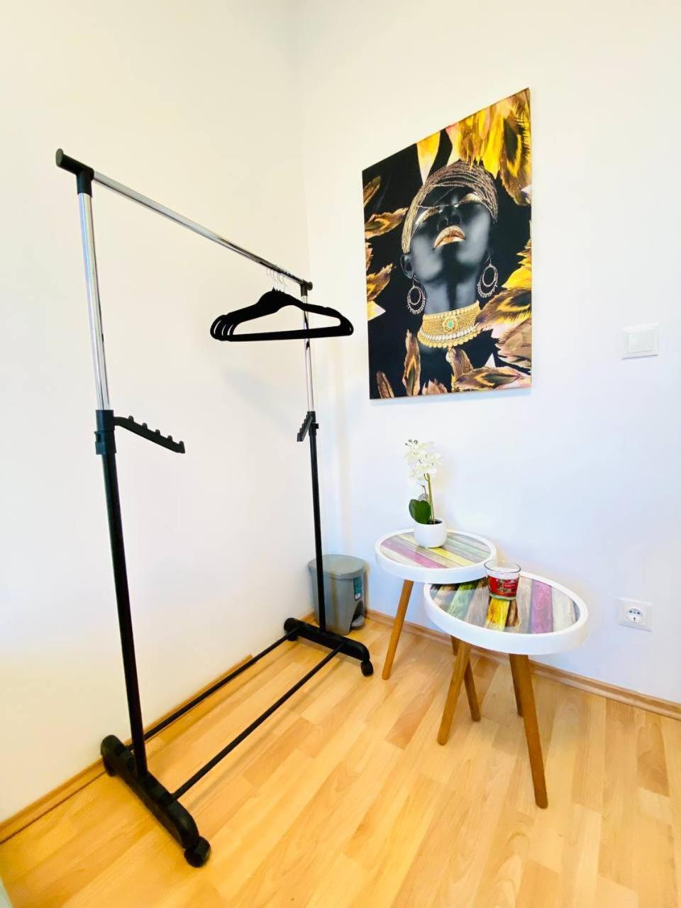 Comfortable Room In The 23Rd District Of Vienna Fr4 Exterior foto