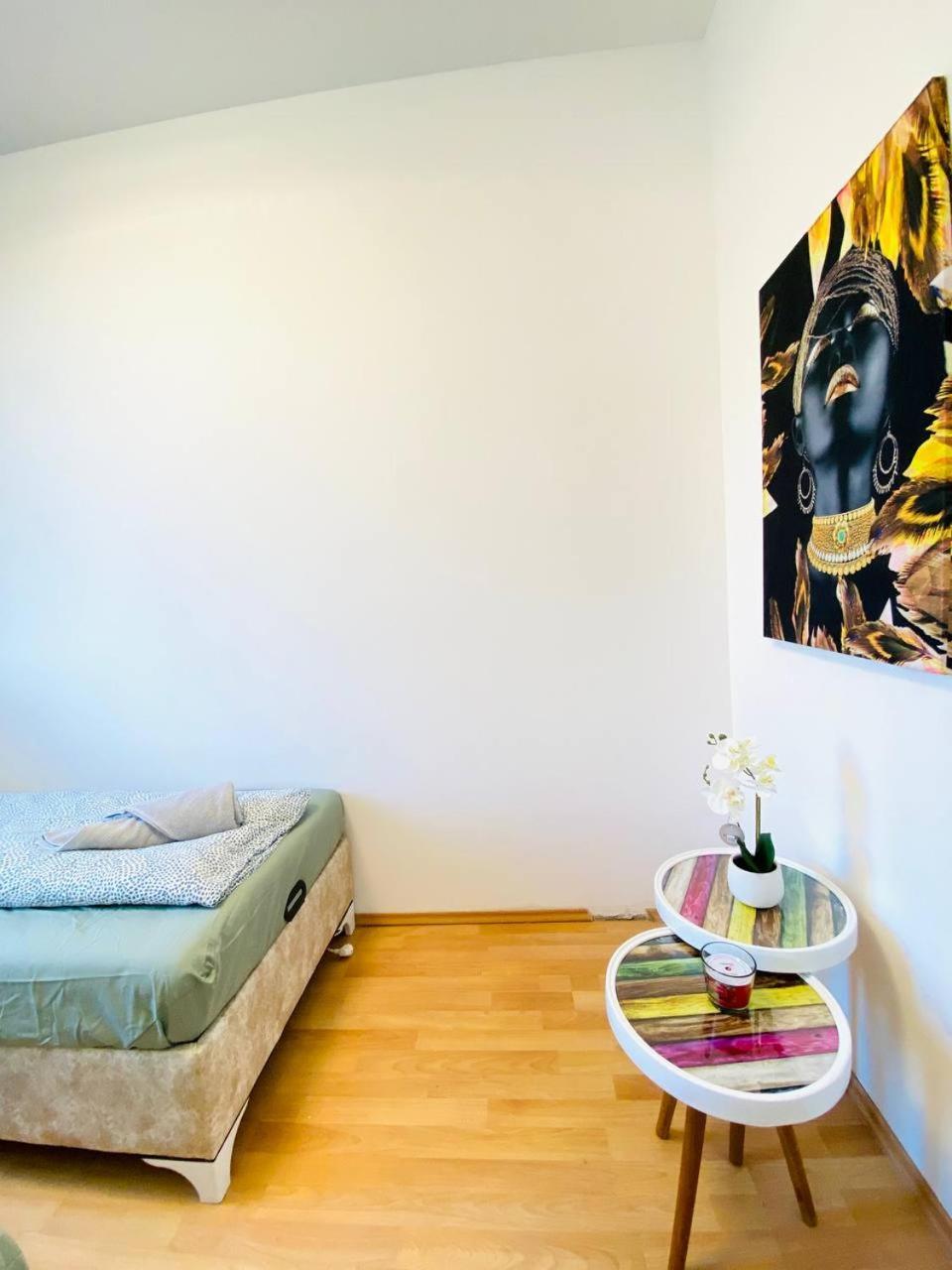 Comfortable Room In The 23Rd District Of Vienna Fr4 Exterior foto