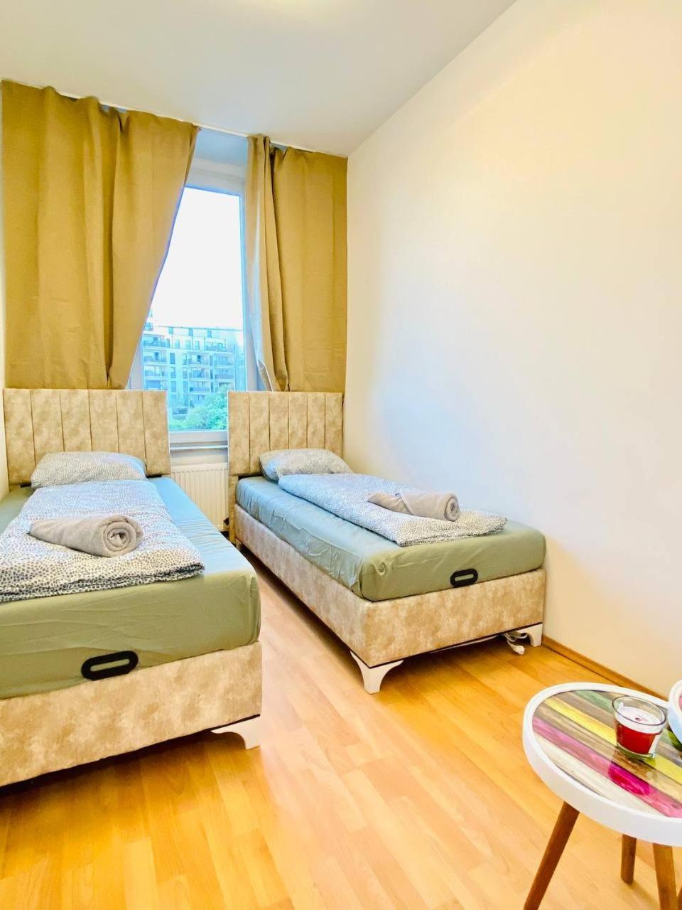 Comfortable Room In The 23Rd District Of Vienna Fr4 Exterior foto